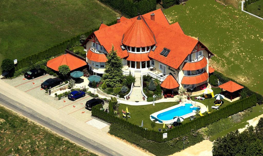 Fortuna Villa เฮวิซ ภายนอก รูปภาพ